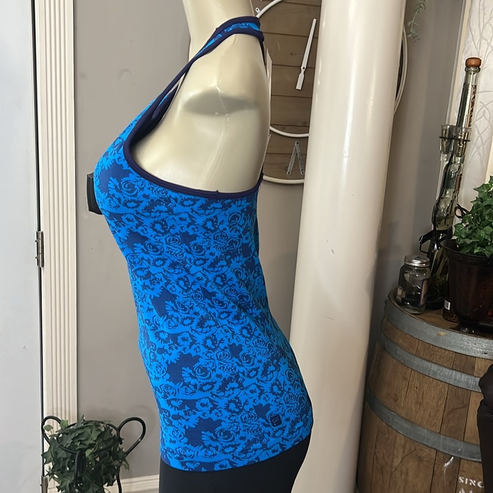 Fabletics - Picture 2 of 5